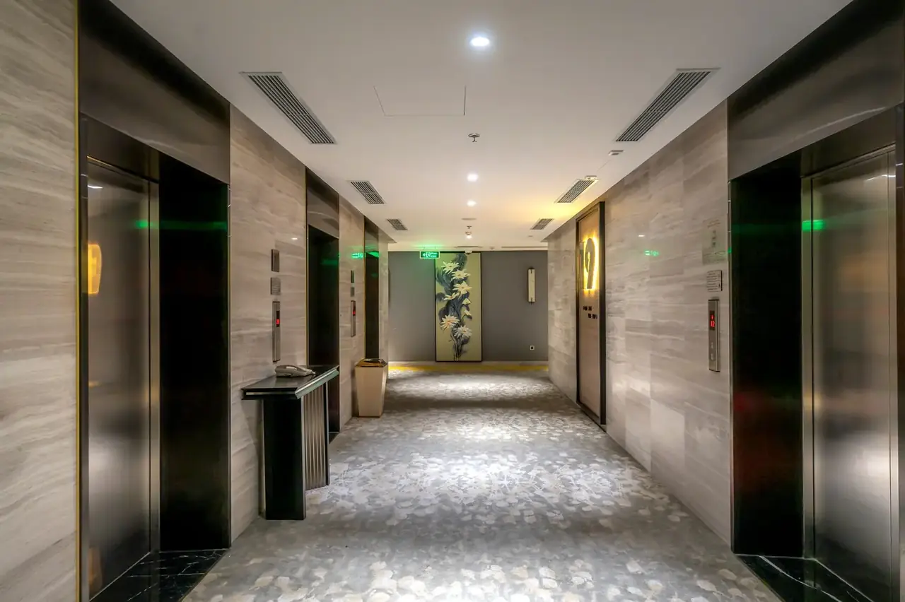 Goreva Hotel Haven interior corridor